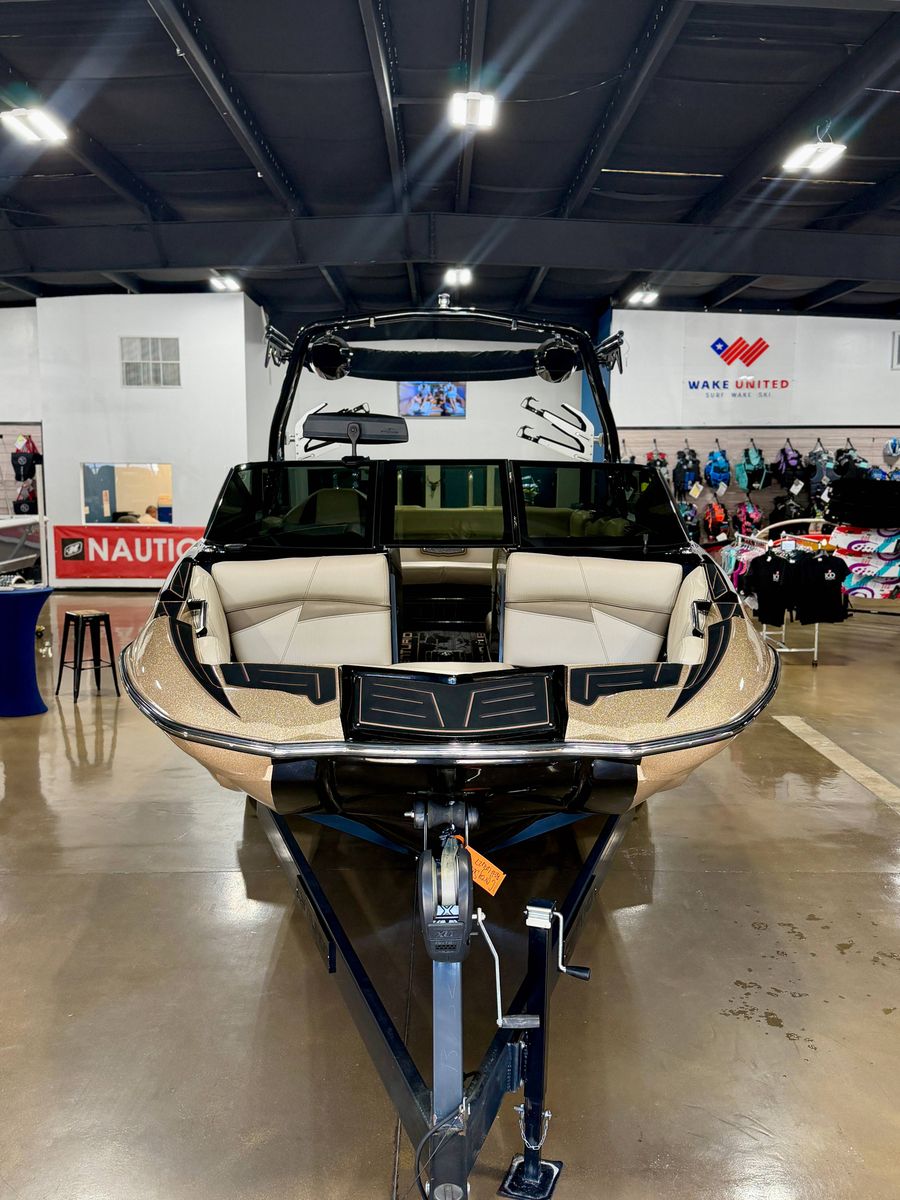 2022 Centurion FI23, photo 6 of 18